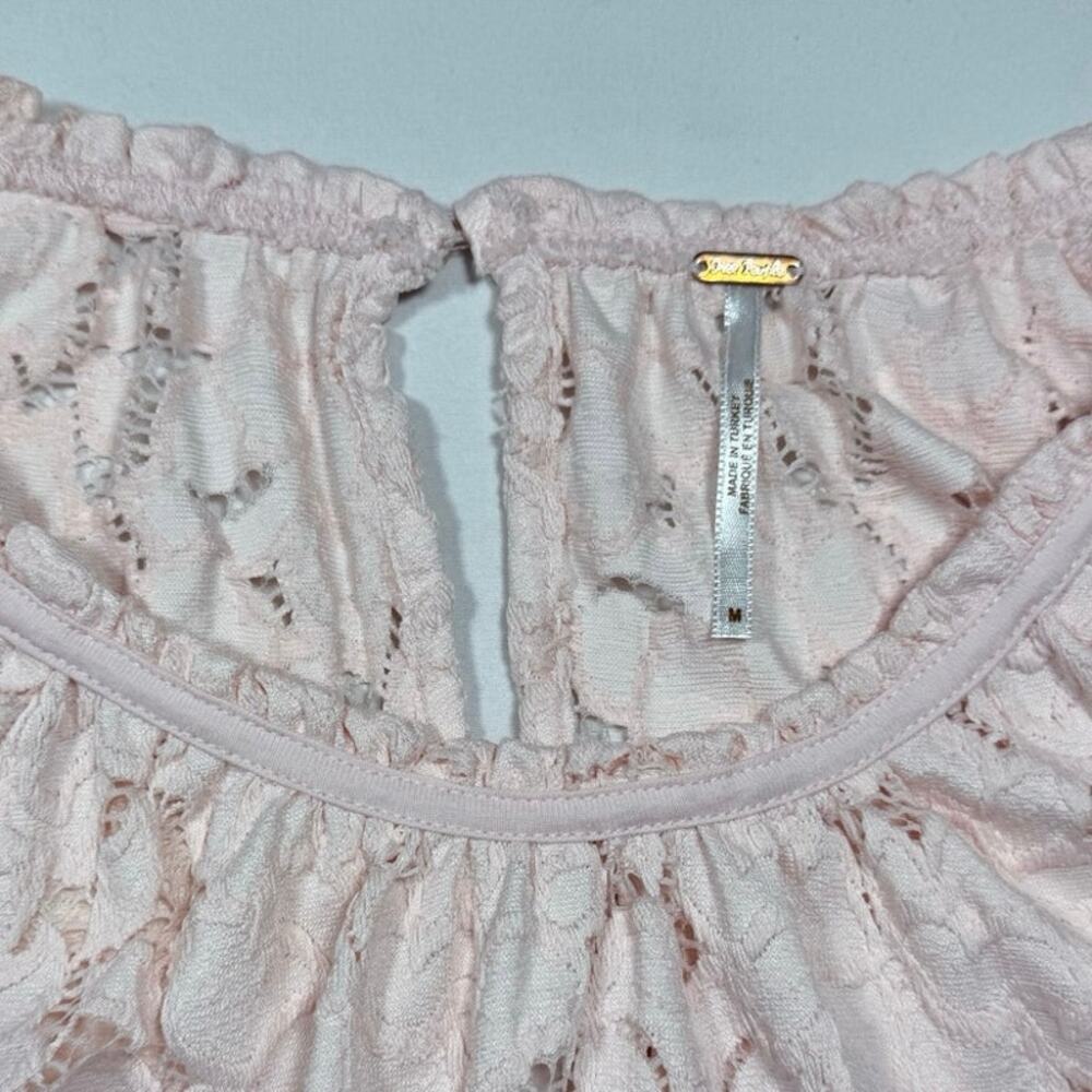 Free People Pink Lace Blouse Top Sz M Sheer Floral Lace Scallop Hem Boho - Picture 3 of 5